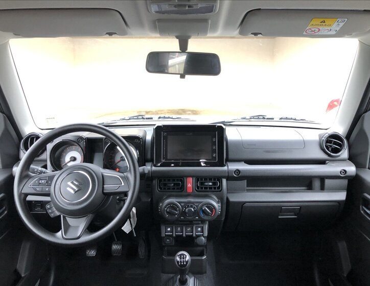 Suzuki Jimny 13