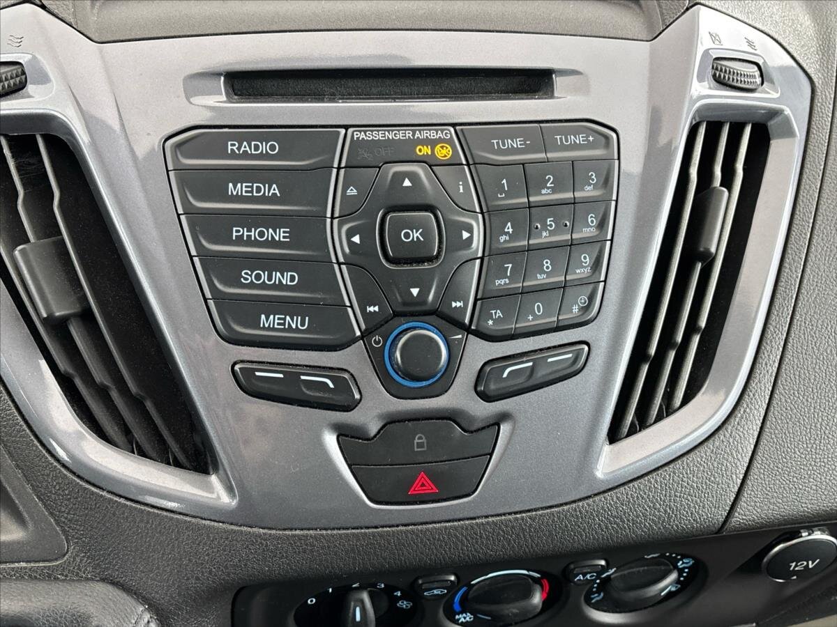 Ford Tourneo Custom Kombi 2,0 l 125 kw