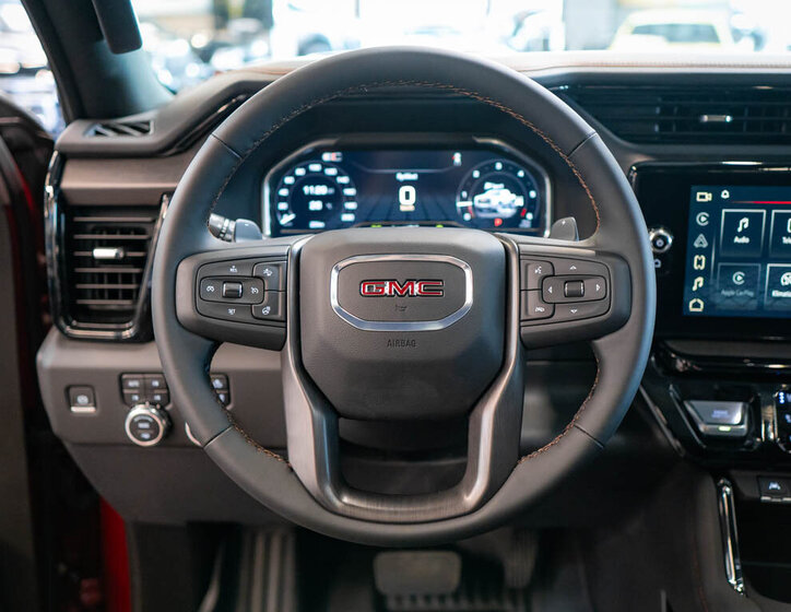 GMC Sierra Pick-up 6,2 l 313 kw