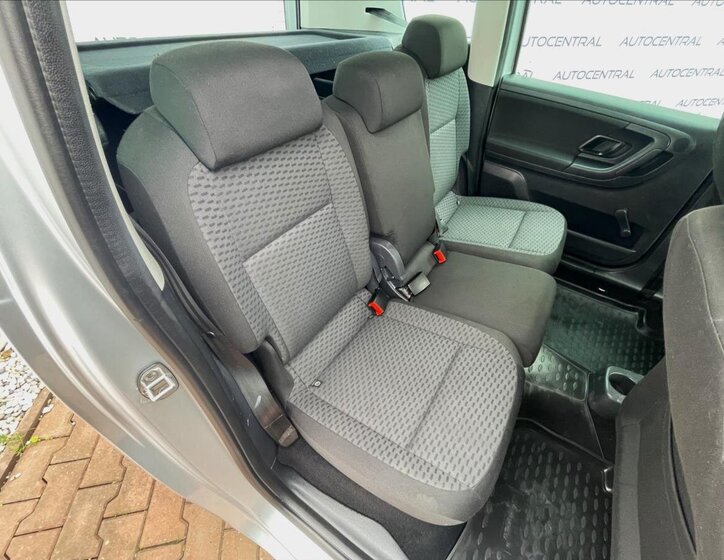 Škoda Roomster MPV 1,2 l 63 kw