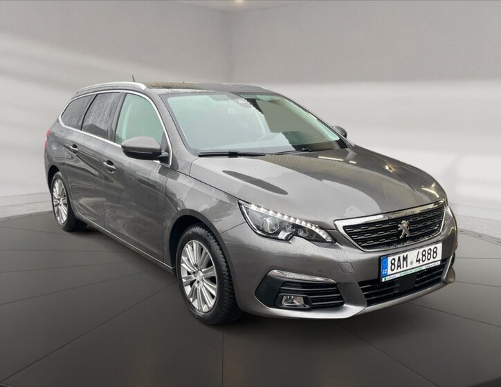 Peugeot 308 1