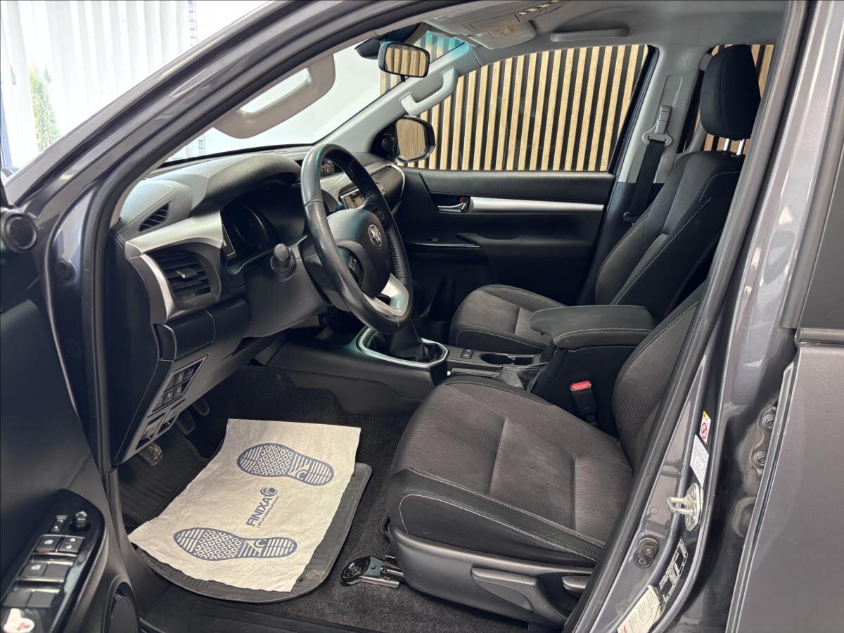 Toyota Hilux Pick-up 2,4 l 110 kw