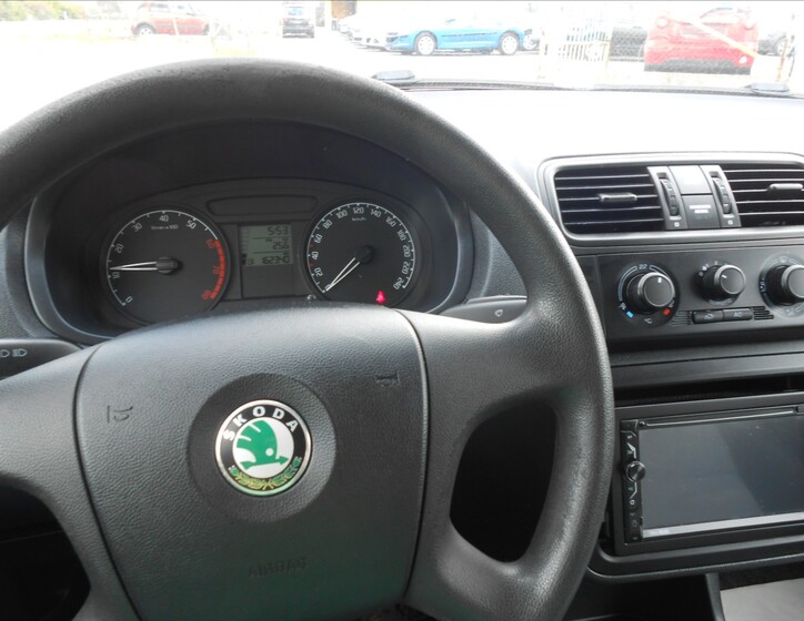 Škoda Fabia 21