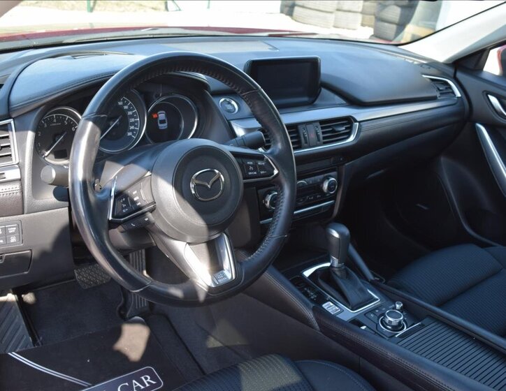 Mazda 6 Sedan / Limuzína 2,5 l 141 kw