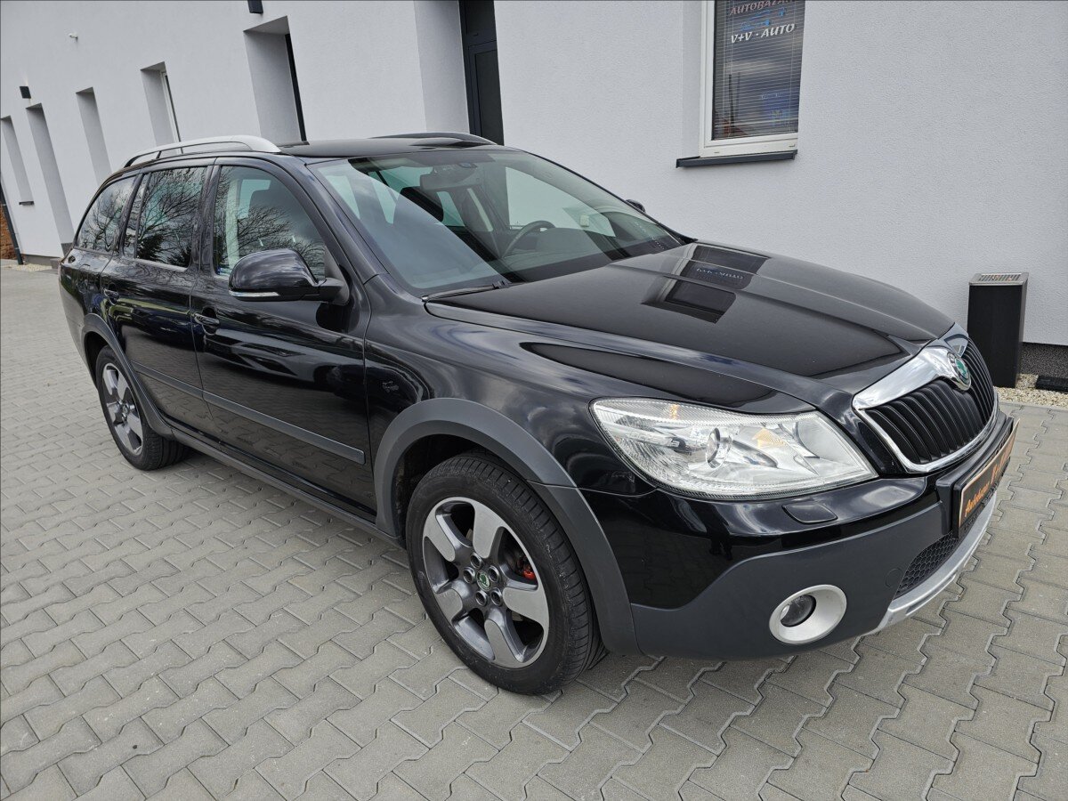 Škoda Octavia Kombi 2,0 l 103 kw