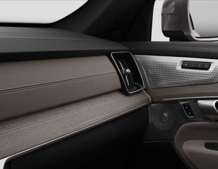 Volvo XC90 SUV / Terénní 2,0 l 184 kw