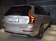 Volvo XC90 SUV / Terénní 2,0 l 335 kw