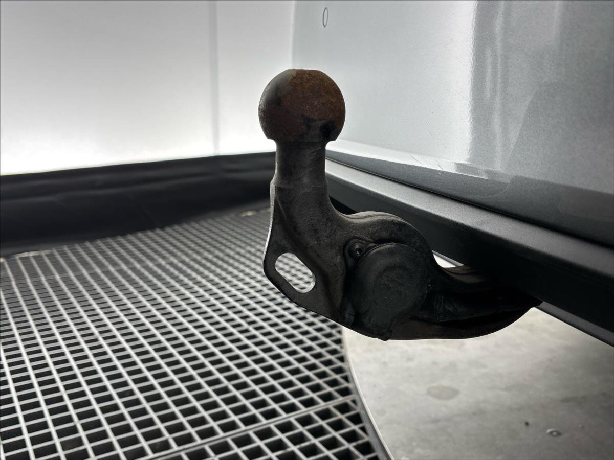 Škoda Octavia Liftback 2,0 l 85 kw