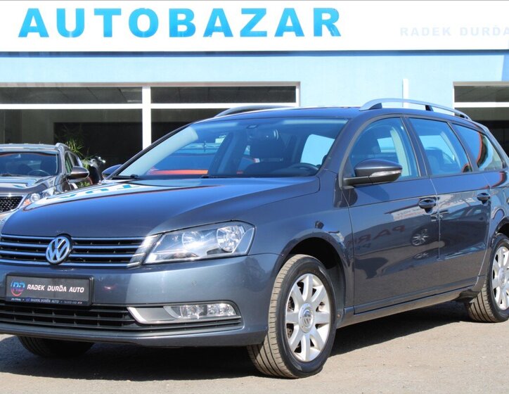 Volkswagen Passat Kombi 1,6 l 77 kw