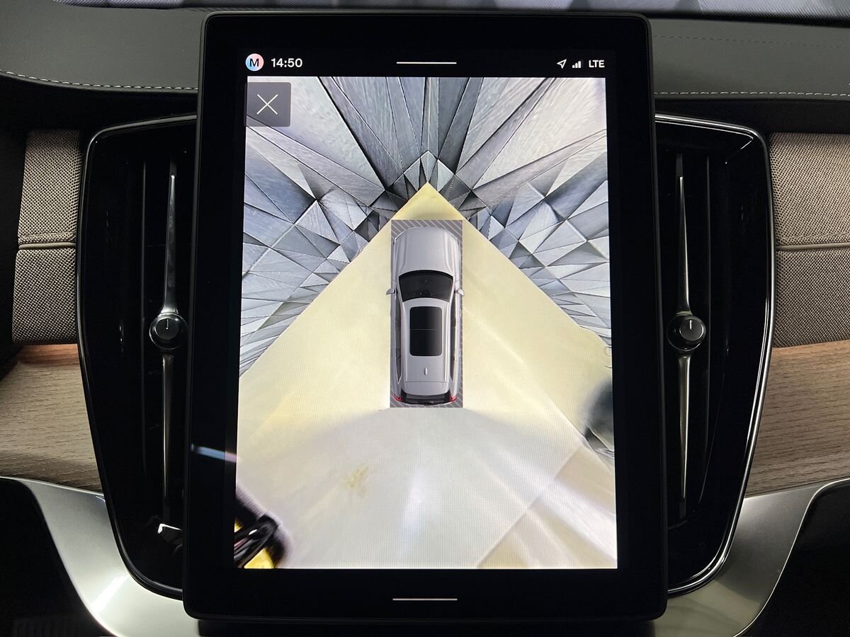 Volvo XC90 SUV / Terénní 2,0 l 335 kw