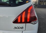 Peugeot 3008 SUV 1,2 l 96 kw