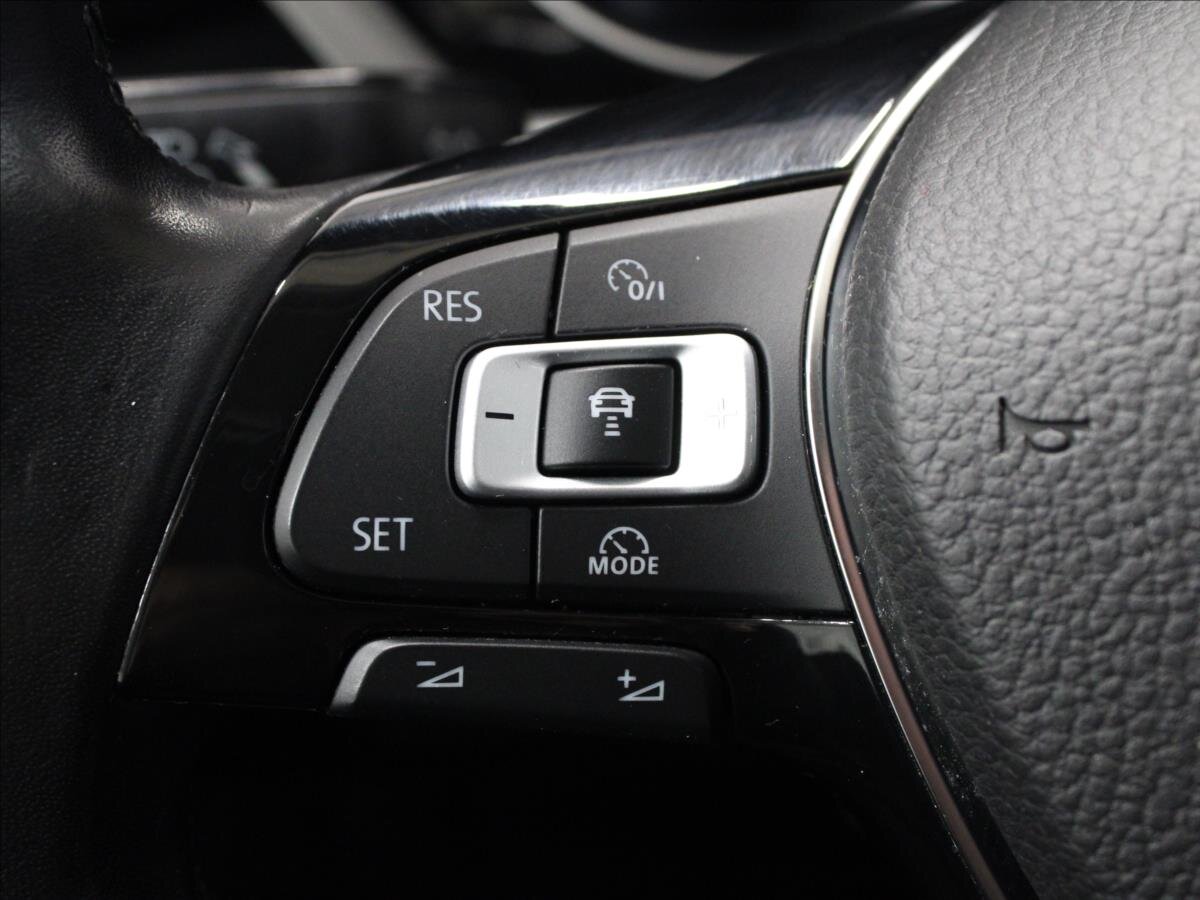 Volkswagen Touran MPV 1,4 l 110 kw