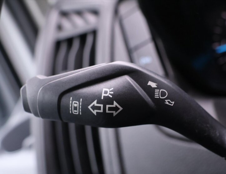 Ford Transit Skříň 2,0 l 125 kw