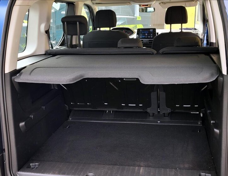 Peugeot Rifter MPV 1,5 l 96 kw