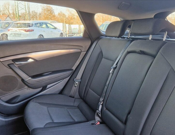 Hyundai i40 Kombi 1,7 l 100 kw