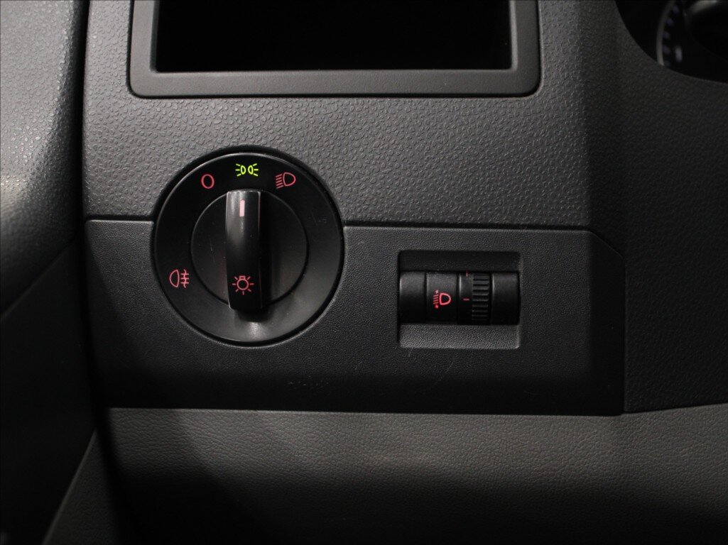 Volkswagen Transporter Skříň 2,0 l 62 kw