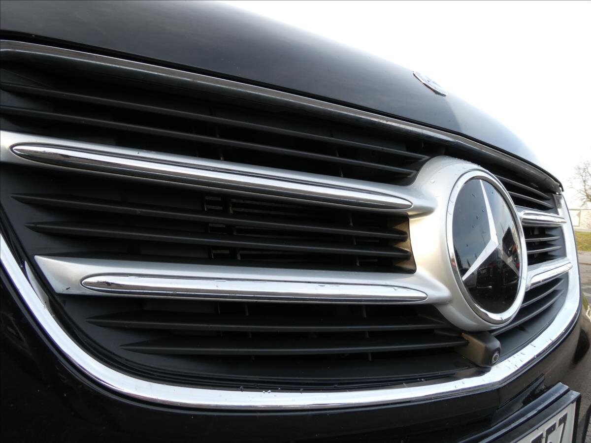 Mercedes-Benz Třídy V Ostatní 2,1 l 140 kw