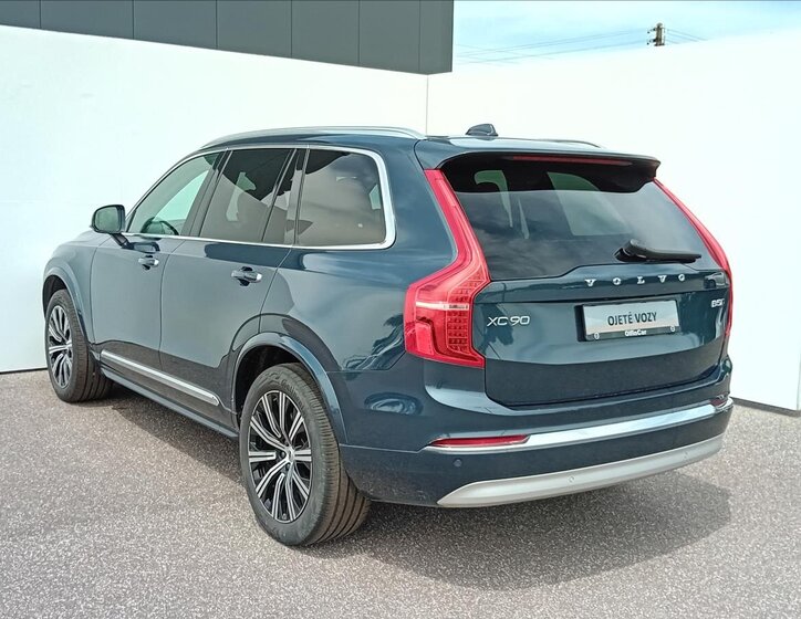Volvo XC90 SUV / Terénní 2,0 l 173 kw