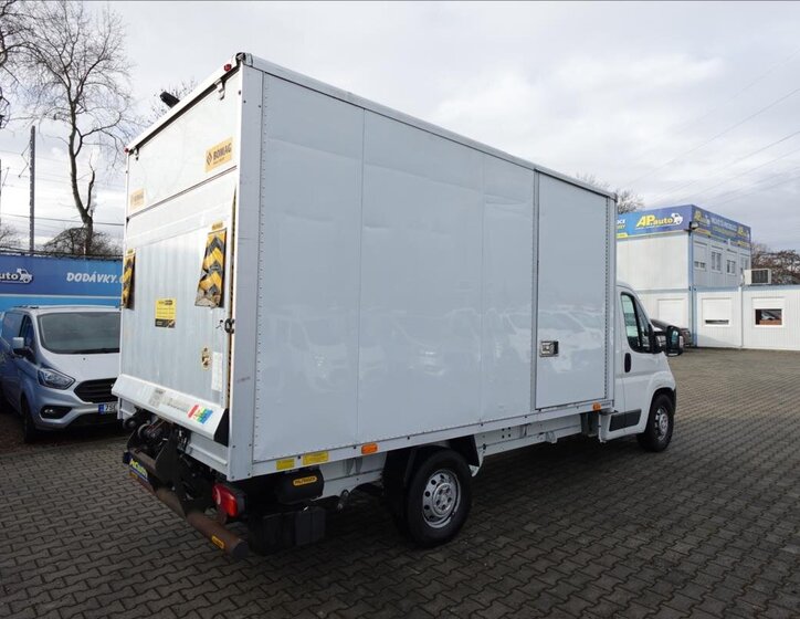 Peugeot Boxer Skříň 2,0 l 120 kw