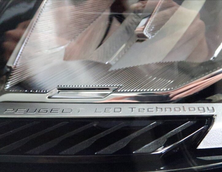 Peugeot 308 Kombi 1,5 l 96 kw