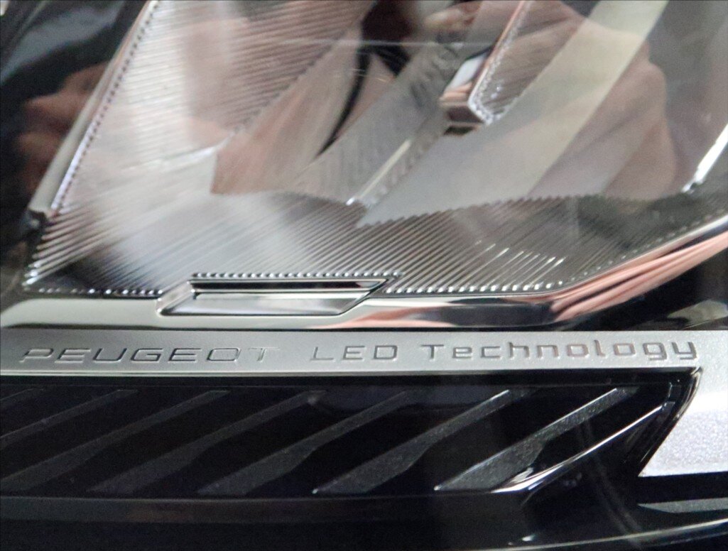 Peugeot 308 Kombi 1,5 l 96 kw