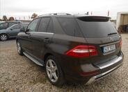 Mercedes-Benz Třídy M 8