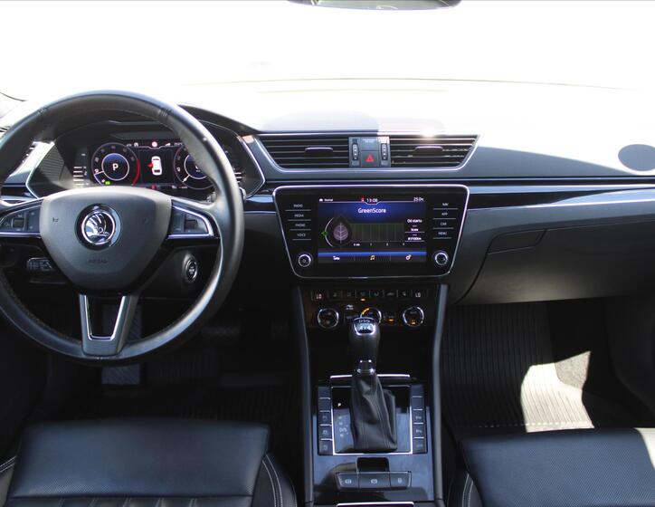 Škoda Superb 14