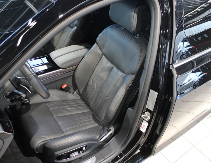 Audi A8 Ostatní 3,0 l 210 kw