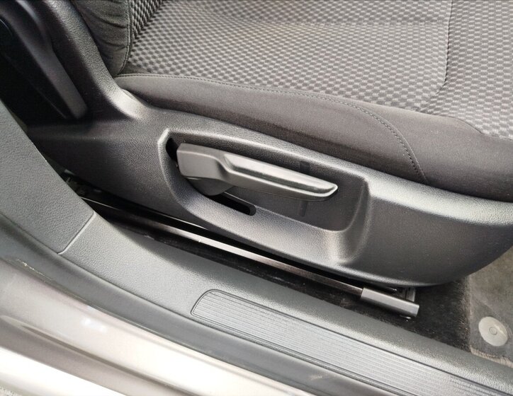 Volkswagen Passat Kombi 2,0 l 103 kw