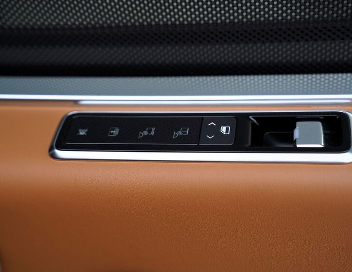 Land Rover Range Rover 22