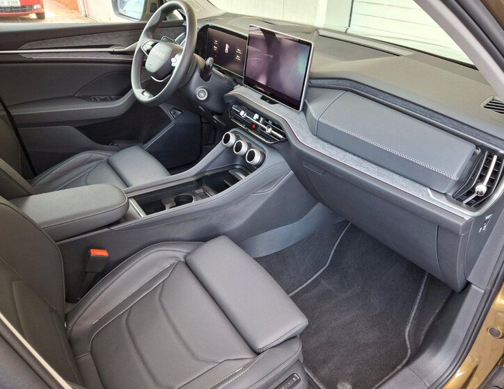 Škoda Kodiaq SUV / Terénní 1,5 l 150 kw