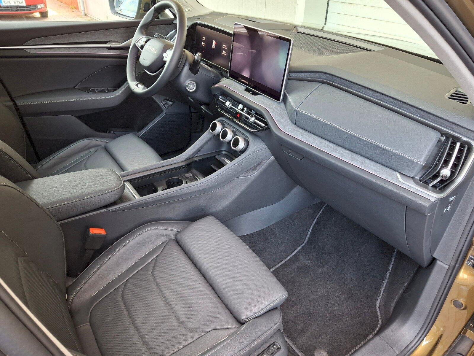 Škoda Kodiaq SUV / Terénní 1,5 l 150 kw