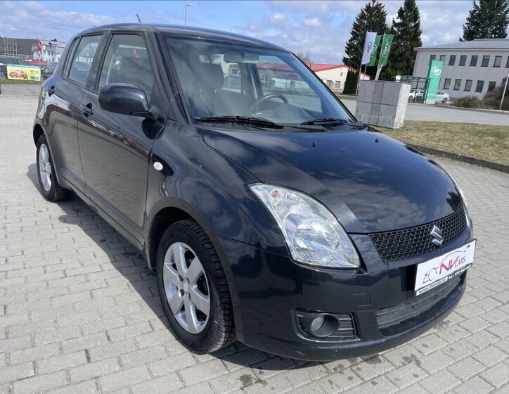Suzuki Swift Hatchback 1,3 l 67 kw