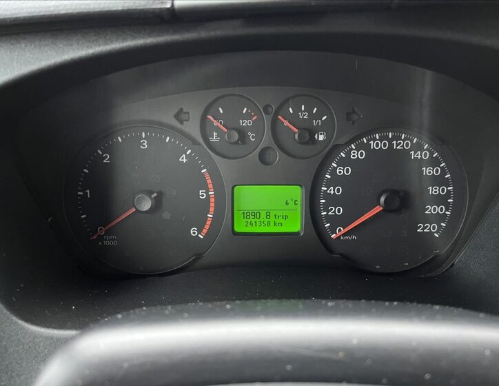 Ford Transit Skříň 2,2 l 74 kw