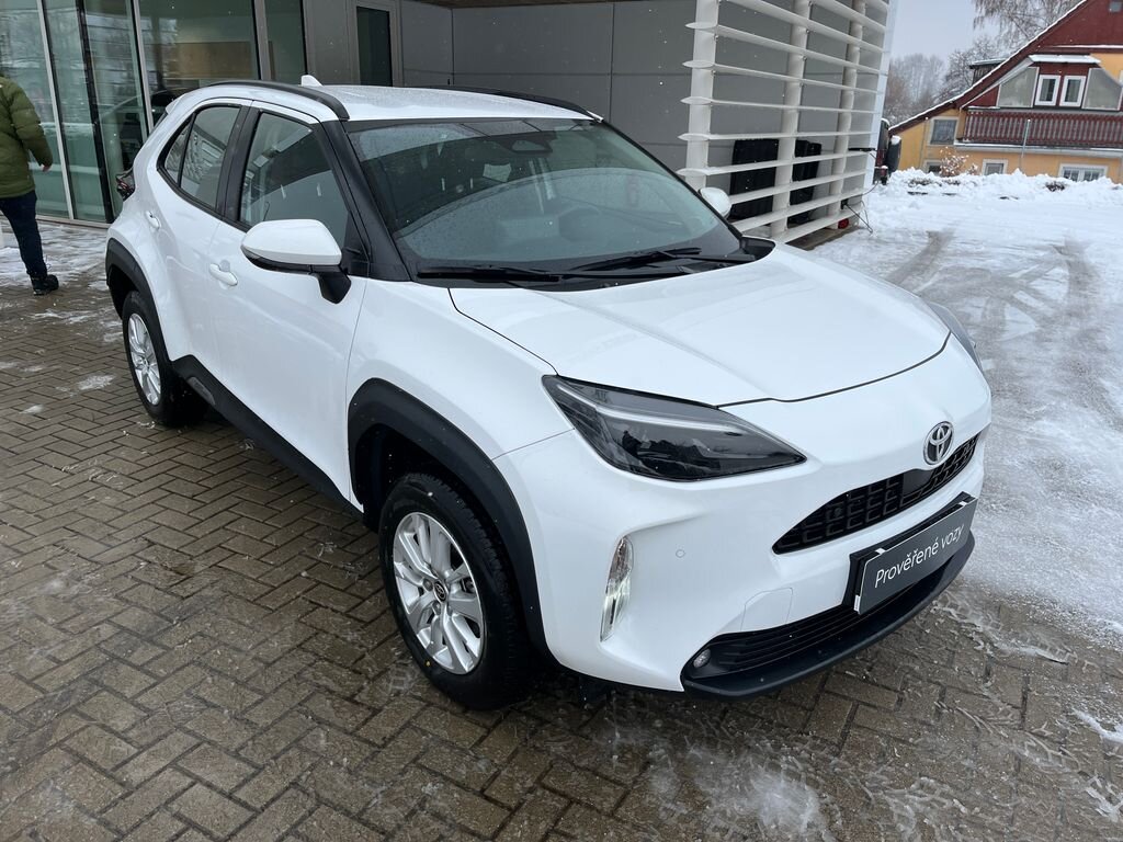 Toyota Yaris Cross SUV 1,5 l 68 kw