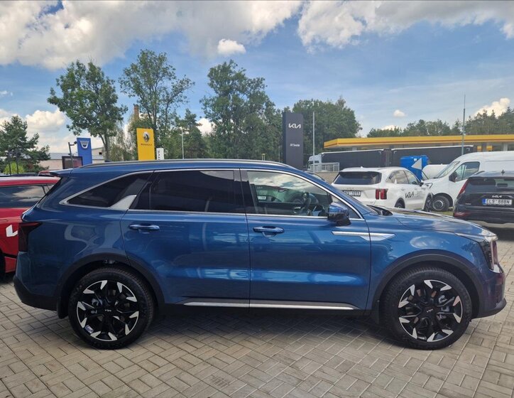 KIA Sorento SUV / Terénní 2,2 l 142 kw