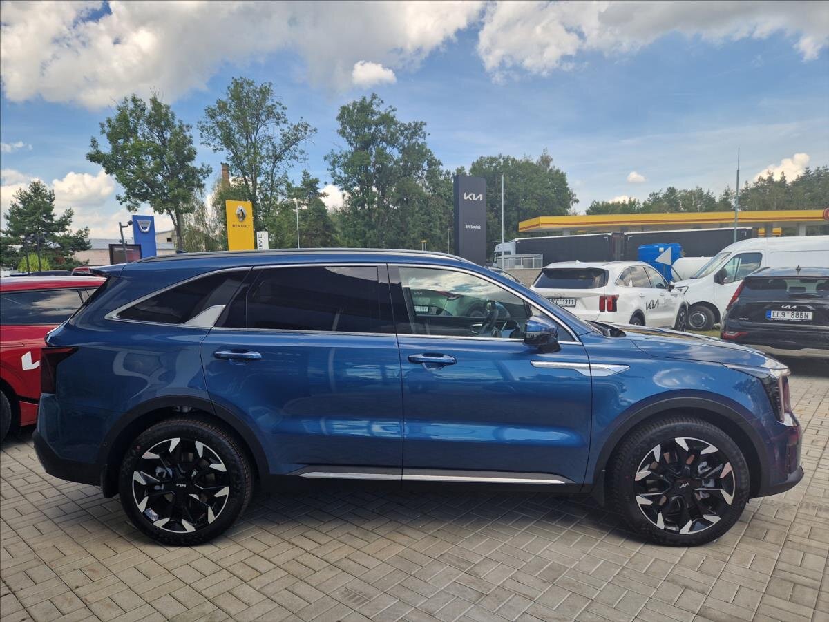 KIA Sorento SUV / Terénní 2,2 l 142 kw