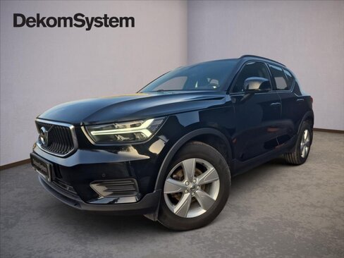 Volvo XC40 SUV / Terénní 1,5 l 120 kw