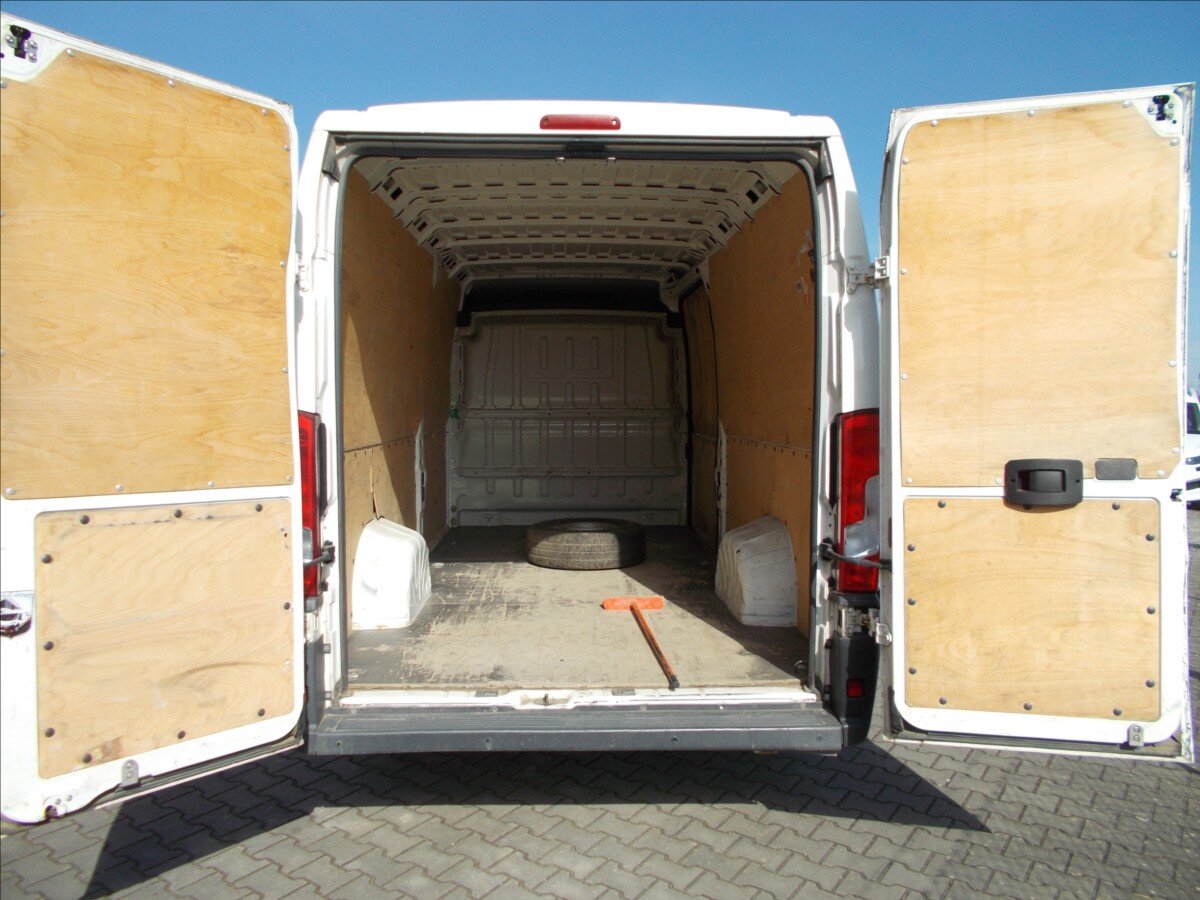Peugeot Boxer Skříň 2,0 l 120 kw