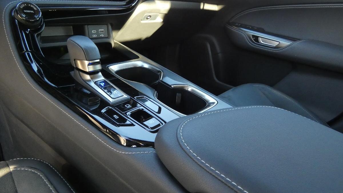 Lexus NX 350h SUV 2,5 l 140 kw