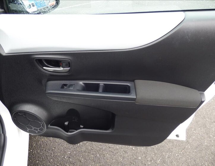 Toyota Yaris Hatchback 1,5 l 55 kw