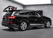 Audi Q7 5