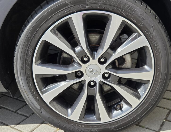 Hyundai i30 Hatchback 1,4 l 103 kw