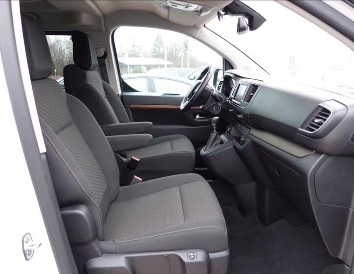 Toyota ProAce Verso 13