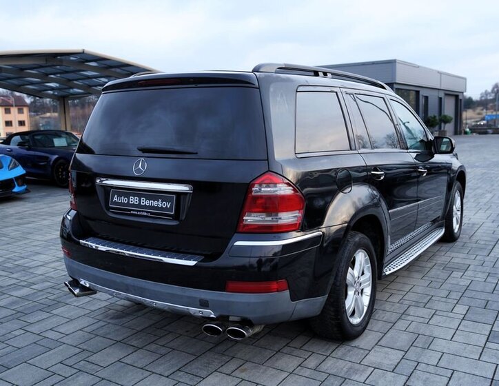 Mercedes-Benz GL 6