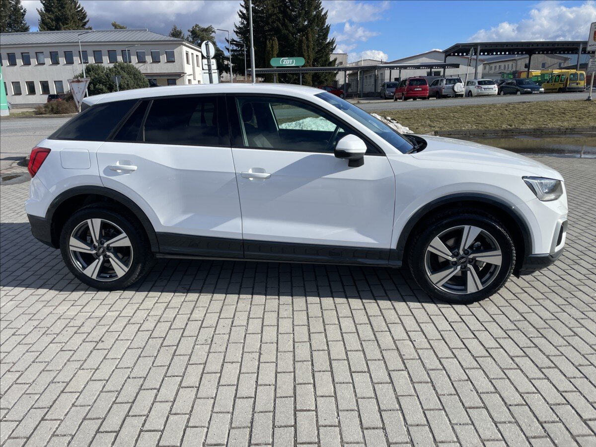 Audi Q2 SUV / Terénní 1,5 l 110 kw