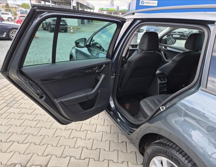 Škoda Octavia Kombi 1,5 l 110 kw