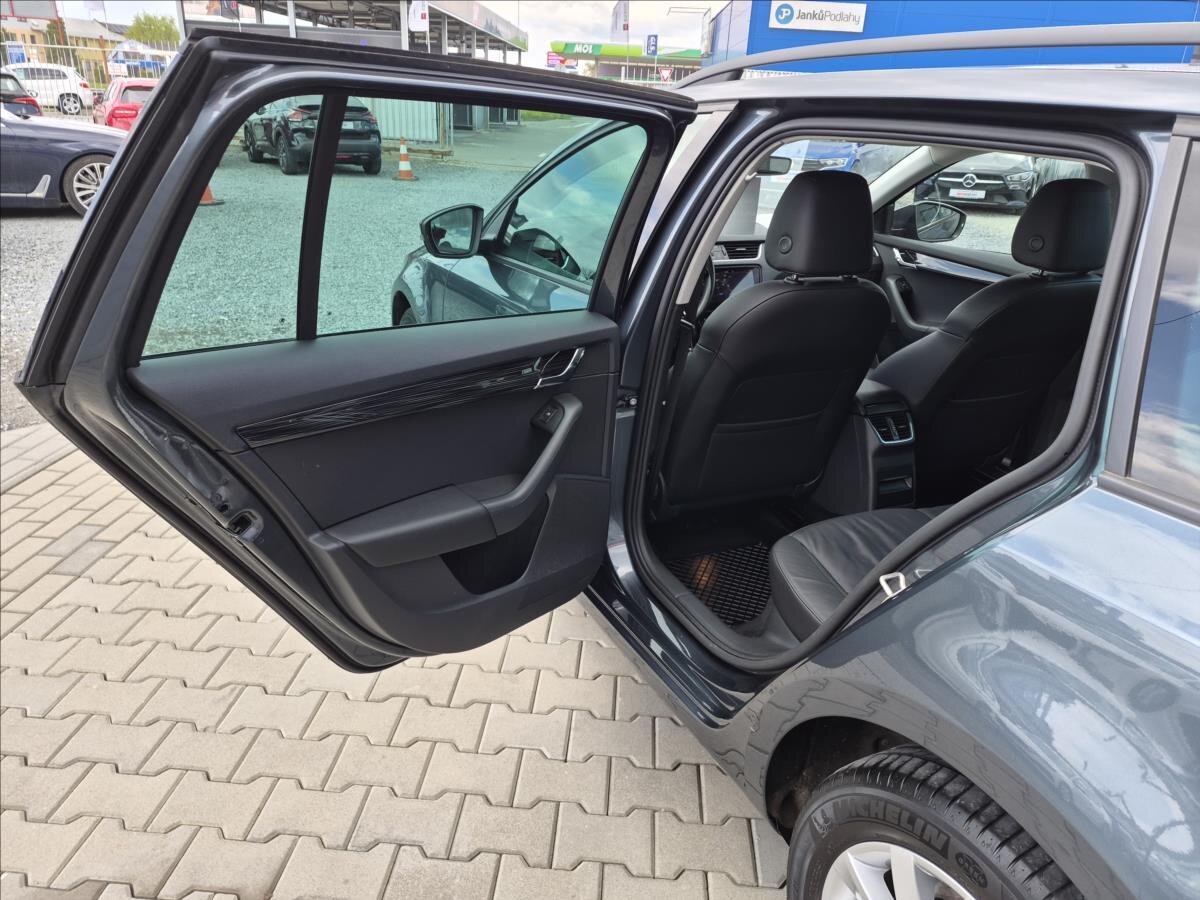 Škoda Octavia Kombi 1,5 l 110 kw