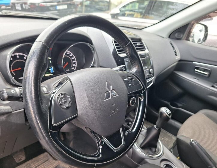 Mitsubishi ASX SUV 1,6 l 86 kw