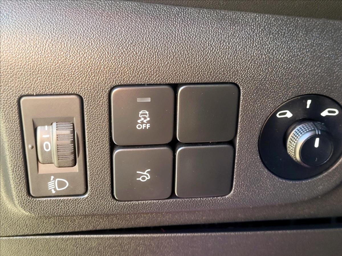 Citroën C-Elysée Sedan / Limuzína 1,6 l 85 kw